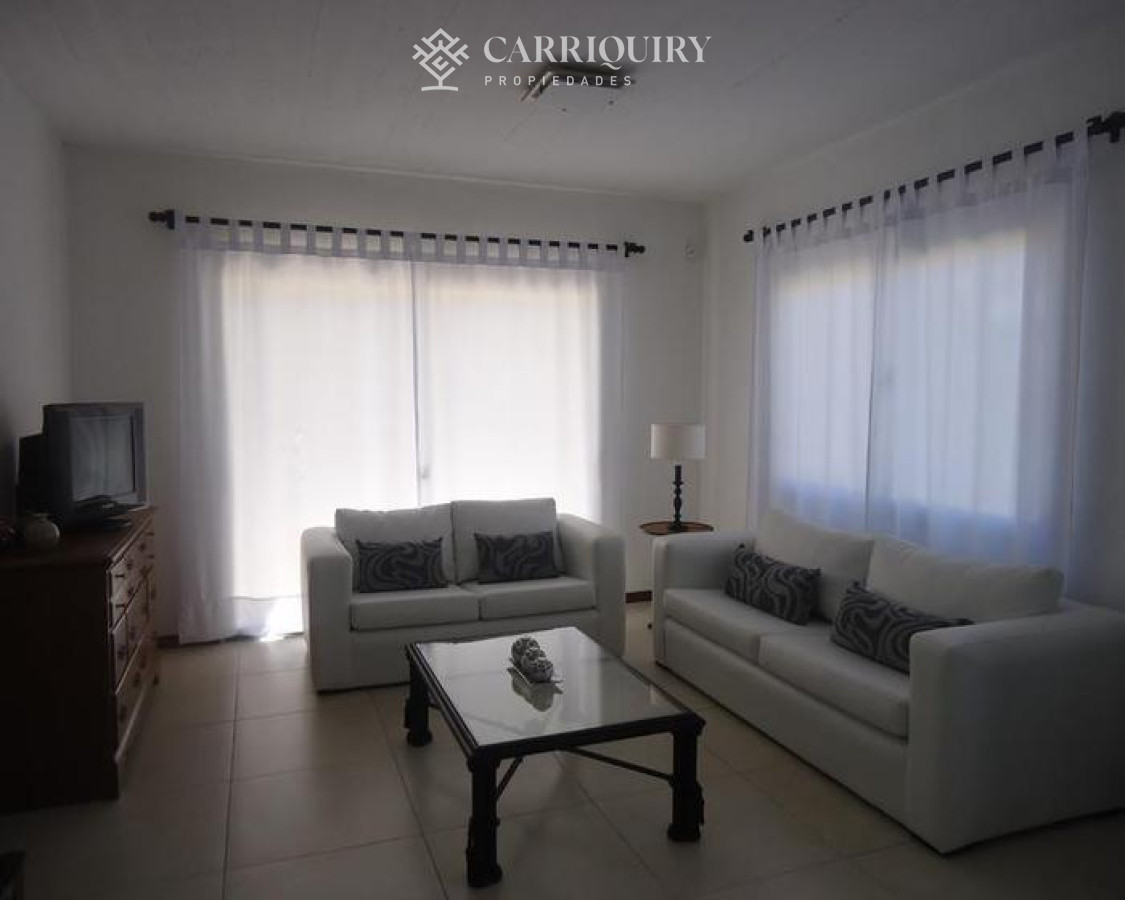 Casa ID.7983/Casa-de-3-dormitorios-en-Montoya-La-Barra - Casa en alquiler de 4 dormitorios en Montoya - La Barra