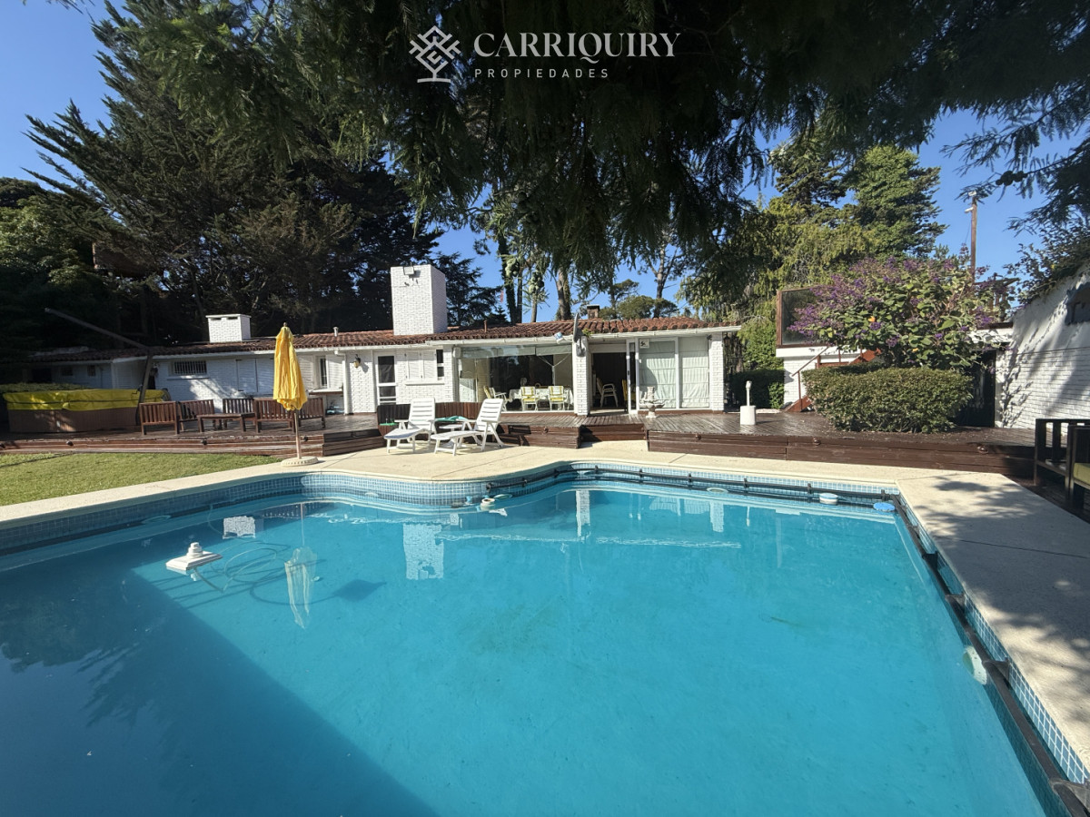 Casa ID.9269/Casa-de-3-Dormitorios-en-Montoya--Punta-del-Este - Oportunidad en venta casa con gran terreno de mas de 1300 m2 a metros del Golf de Punta del Este
