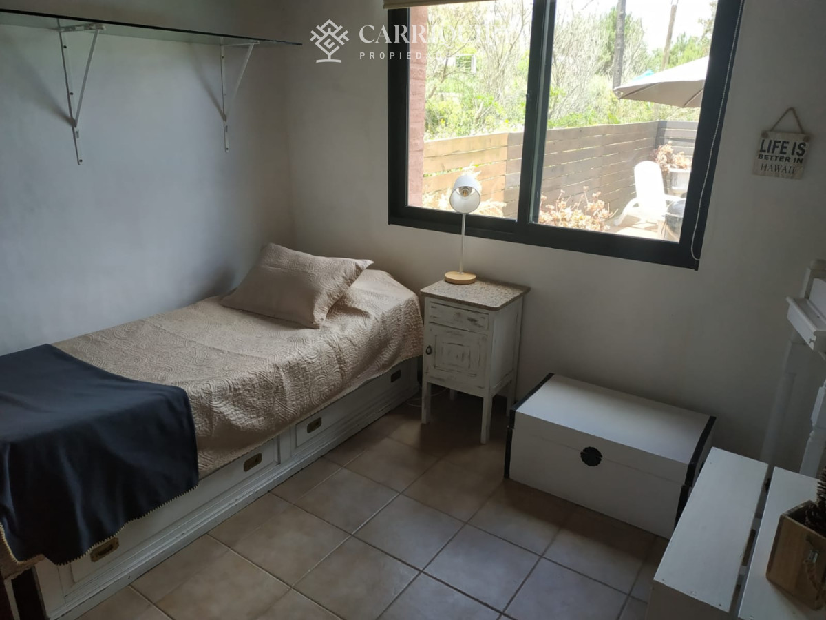 Casa ID.9609/Casa-en-venta-en-Laguna-de-los-Cisnes - CASA EN VENTA LA BARRA 