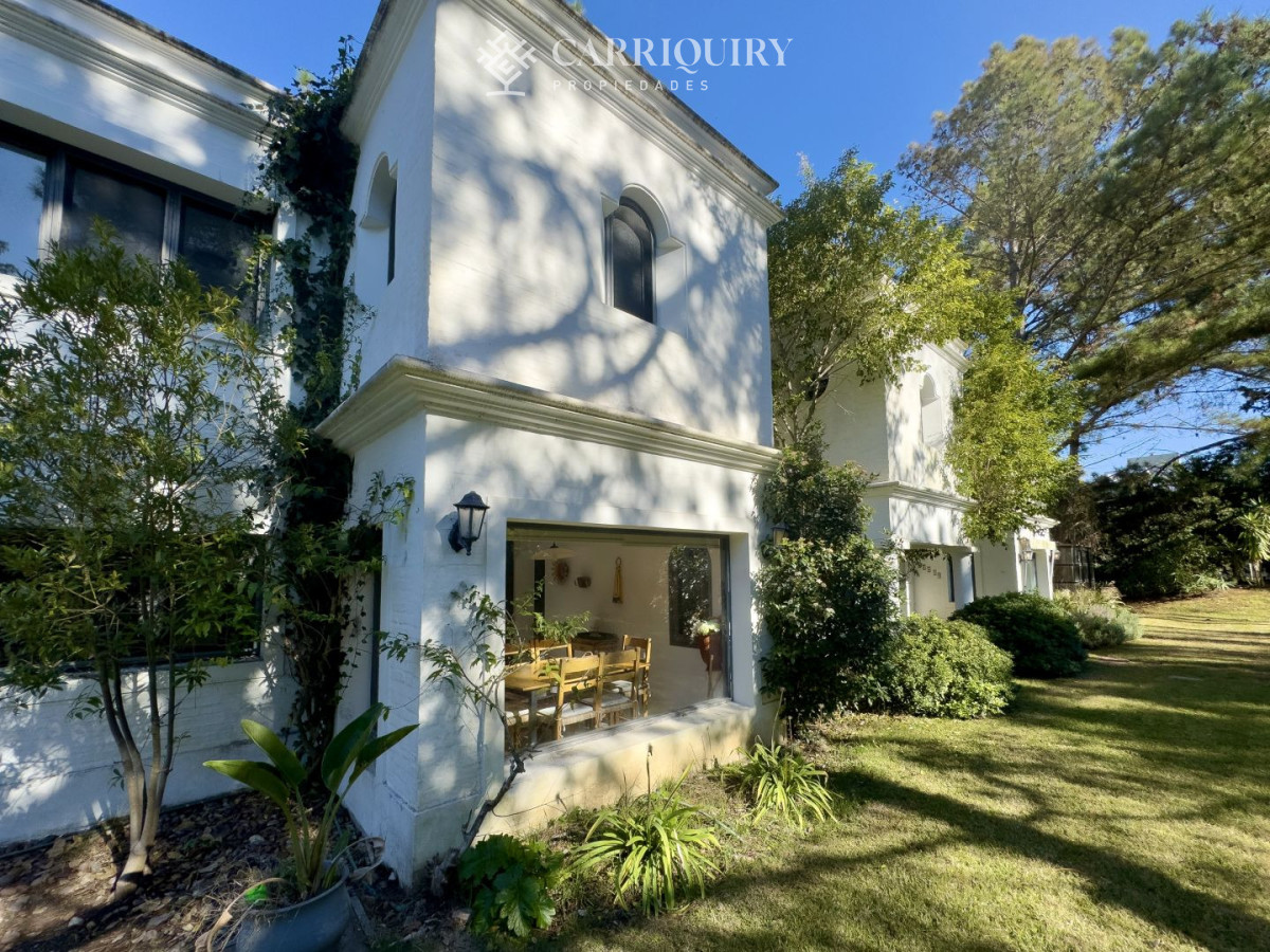 Casa ID.10645 - San Cervolo — residencia de 5 dormitorios en suite en Rincón del Indio