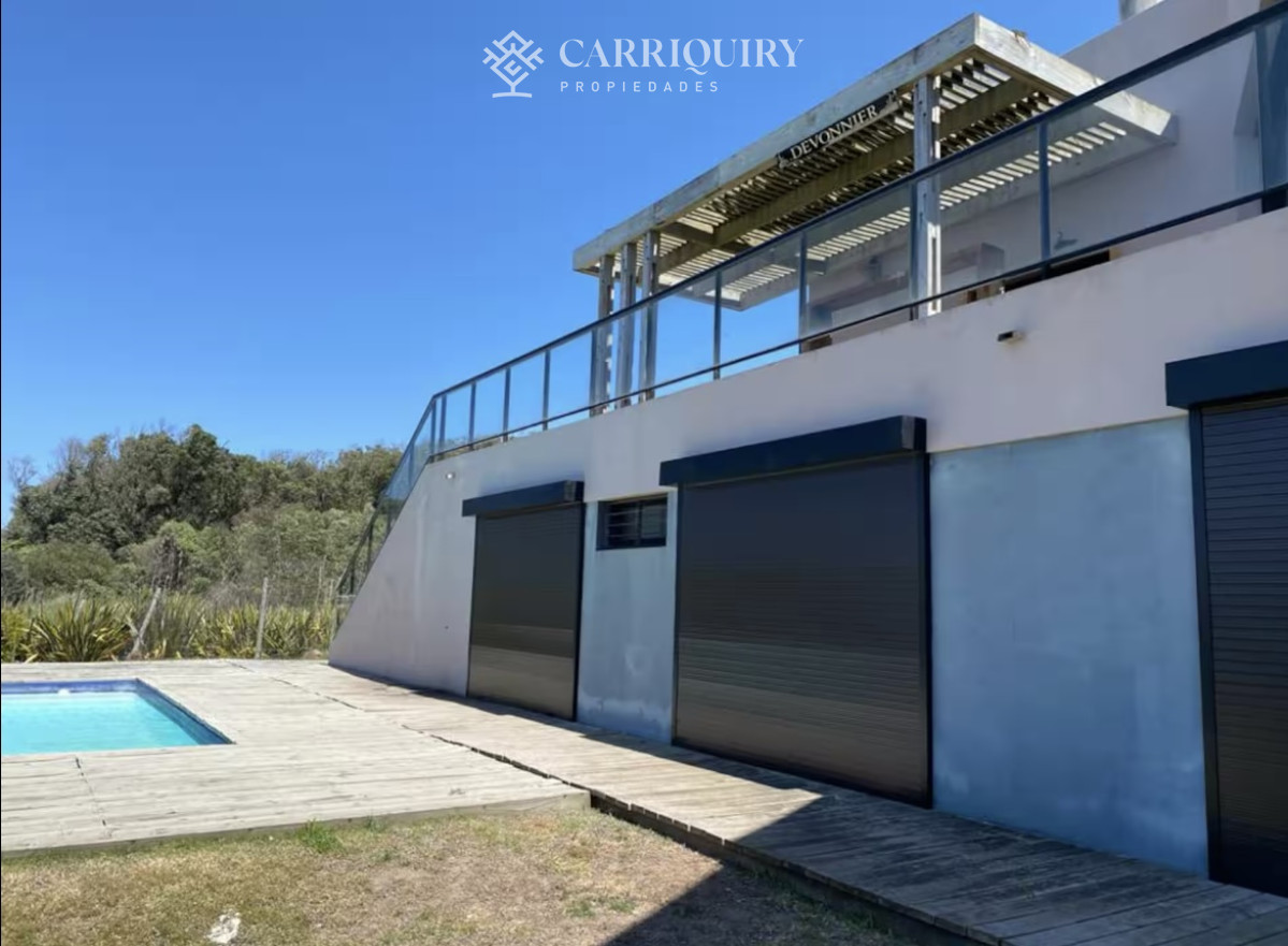 Casa ID.9014 - Casa a la venta en Santa Monica, 3 dormitorios en suite