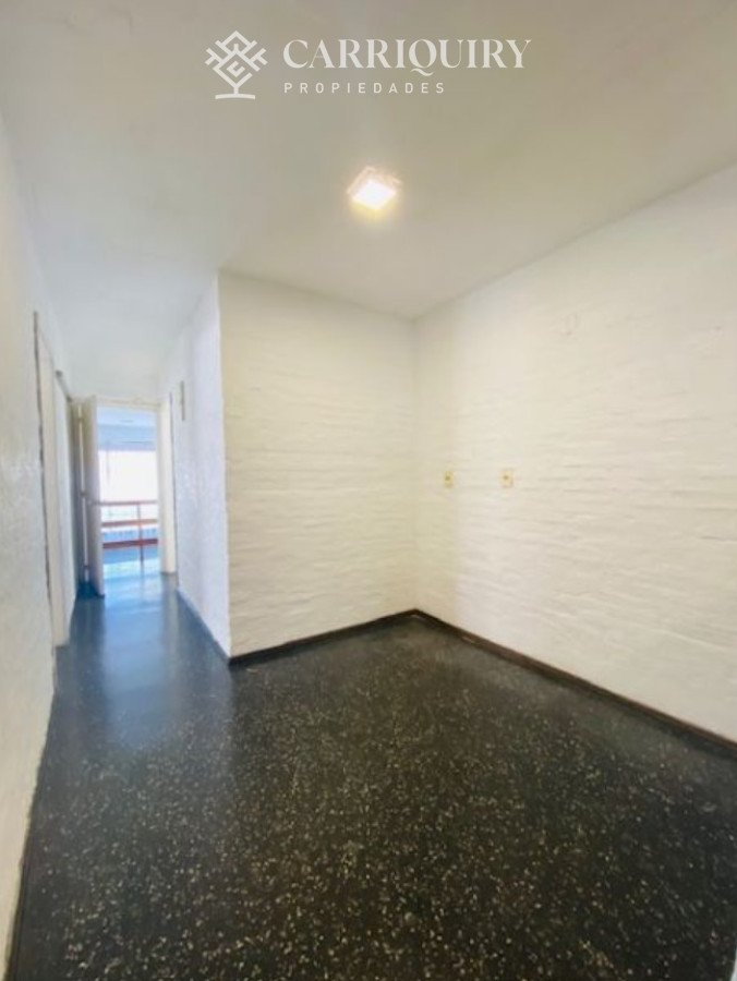 Casa ID.10398/Alquiler-temporario-y-anual-de-excelente-casa-de-3-dormitorios-en-La-Barra - OPORTUNIDAD DE INVERSION EN CENTRO DE MALDONADO CASA CON EXCELENTE UBICACION Y BUEN TERRENO