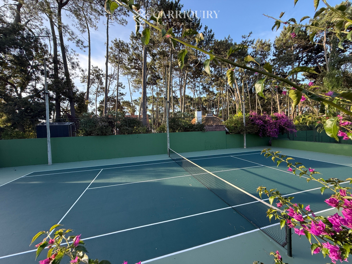 Casa ID.8489/Paradas-Playa-Mansa-Punta-del-este - Alquiler temporario en excelente casa de 2 dormitorios en barrio privado en Pinares