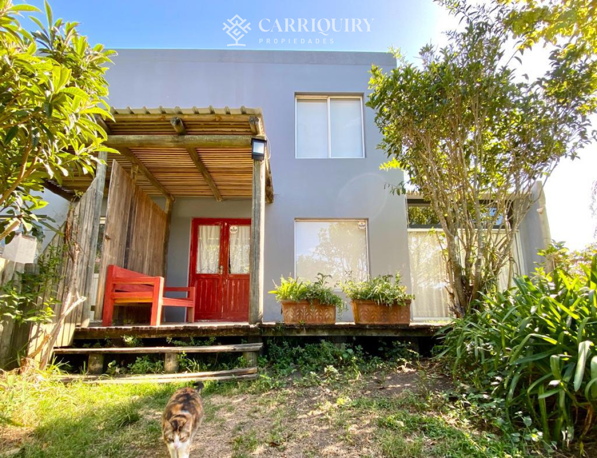 Casa ID.8342/-En-la-Mansa-a-solo-3-cuadras-del-mar-. - Casa en alquiler 2 dormitorios la barra