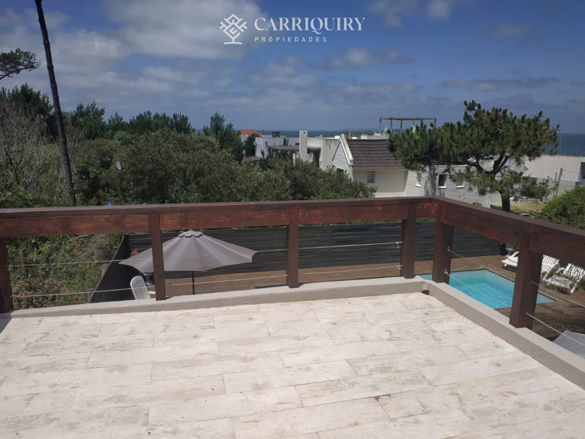 Casa ID.9609/Casa-en-venta-en-Laguna-de-los-Cisnes - CASA EN VENTA LA BARRA 