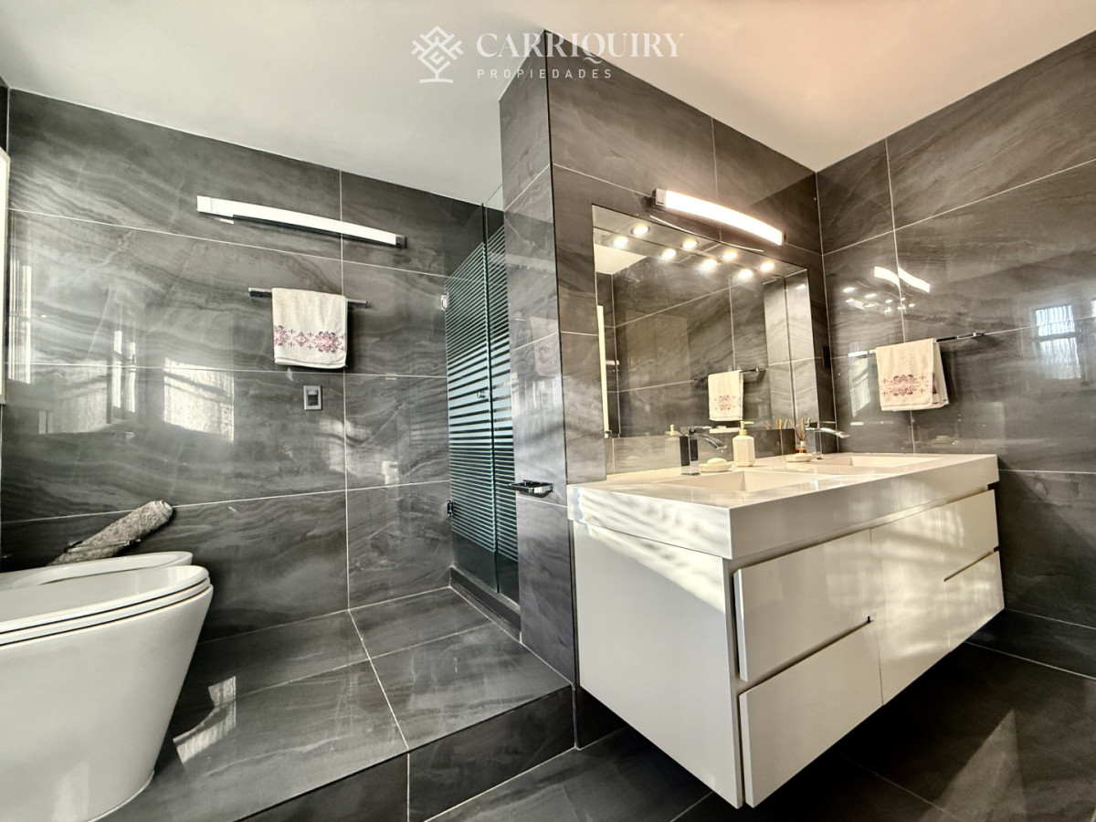 Casa ID.10257 - Casa reciclada a 250 metros de Playa Mansa — Parada 10, Punta del Este