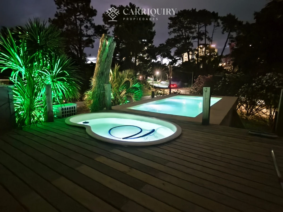 Casa ID.10644 - Exclusiva casa de 4 dormitorios en venta en San Rafael