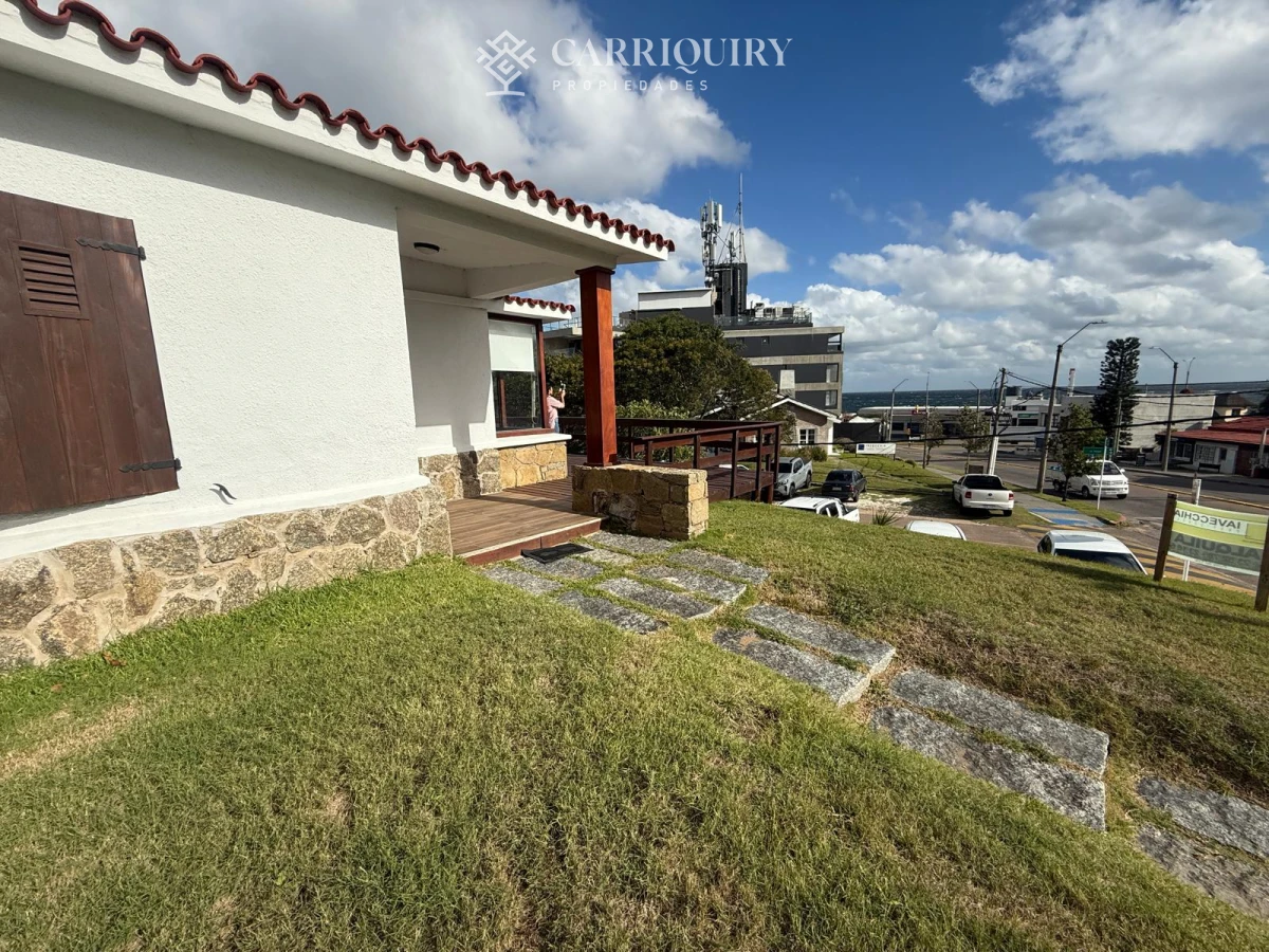 Casa ID.8231 - CASA EN VENTA 3 DORMITORIO A 50 METROS DE PLAYA MANSA LAS DELICIAS PUNTA DEL ESTE
