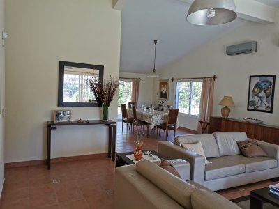 Casa en playa mansa
