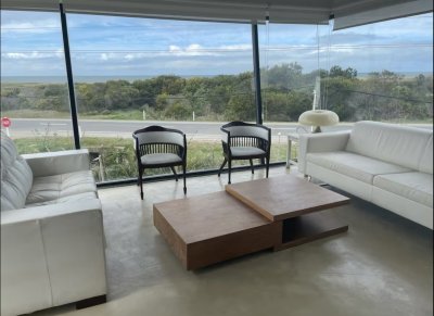 Casa a la venta en Santa Monica, 3 dormitorios en suite