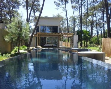 Casa de 4 dormitorios en alquiler en Montoya