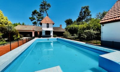 CASA EN VENTA 4 DORMITORIOS BEVERLY HILLS PUNTA DEL ESTE