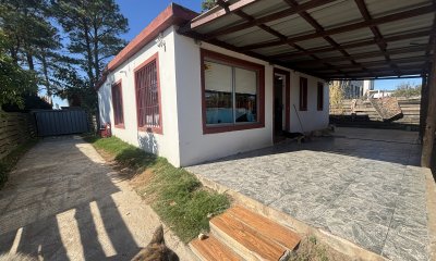 Oportuinda en venta! Casa solida de construccion tradicional en barrio super tranquilo, 3 dormitorios Maldoando Punta del Este