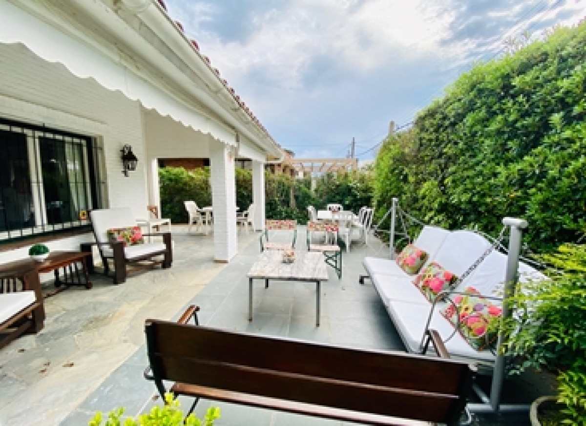 Casa En Venta de 6 Dormitorios en Mansa, Punta Del Este