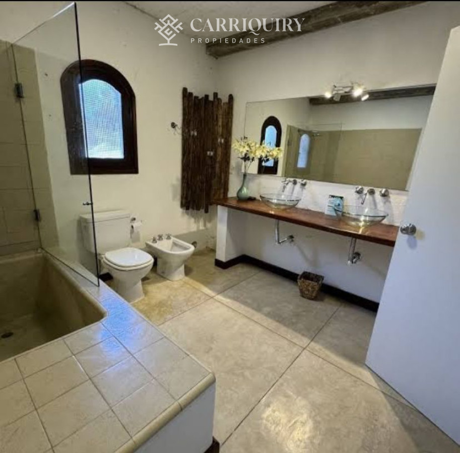 Chacra ID.8551/Chacras-en-Alquiler--Carriquiry--Propiedades - Venta y Alquiler de excelente chacra-hotel en MANANTIALES