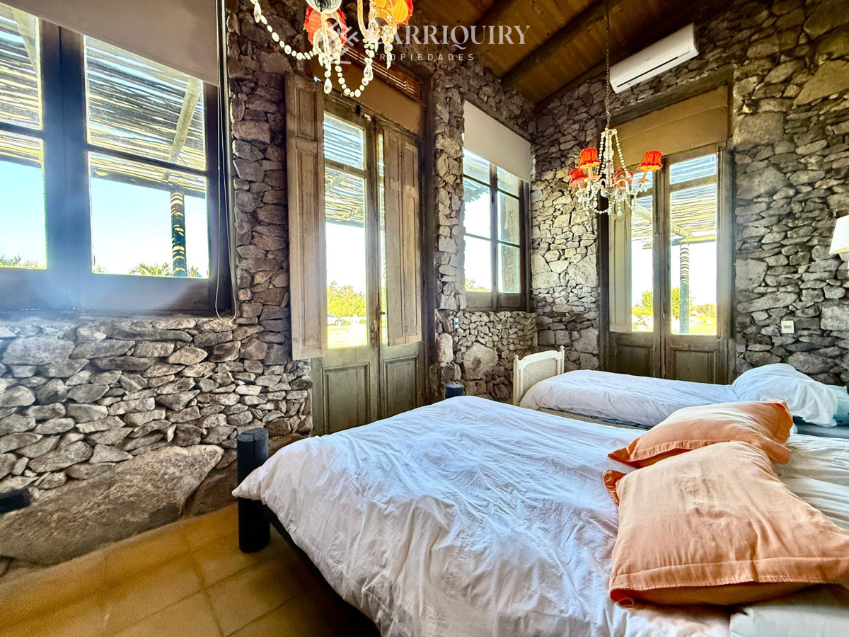 Chacra ID.8928/Chacras-en-Venta--Carriquiry--Propiedades - Chacra en venta y alquiler en lo alto del Cerro Eguzquiza. 4 dormitorios