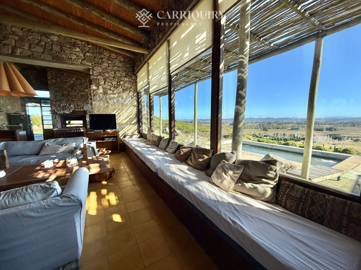 Chacra en venta y alquiler en lo alto del Cerro Eguzquiza. 4 dormitorios - GoPunta - Portal Inmobiliario de Punta del Este - Maldonado