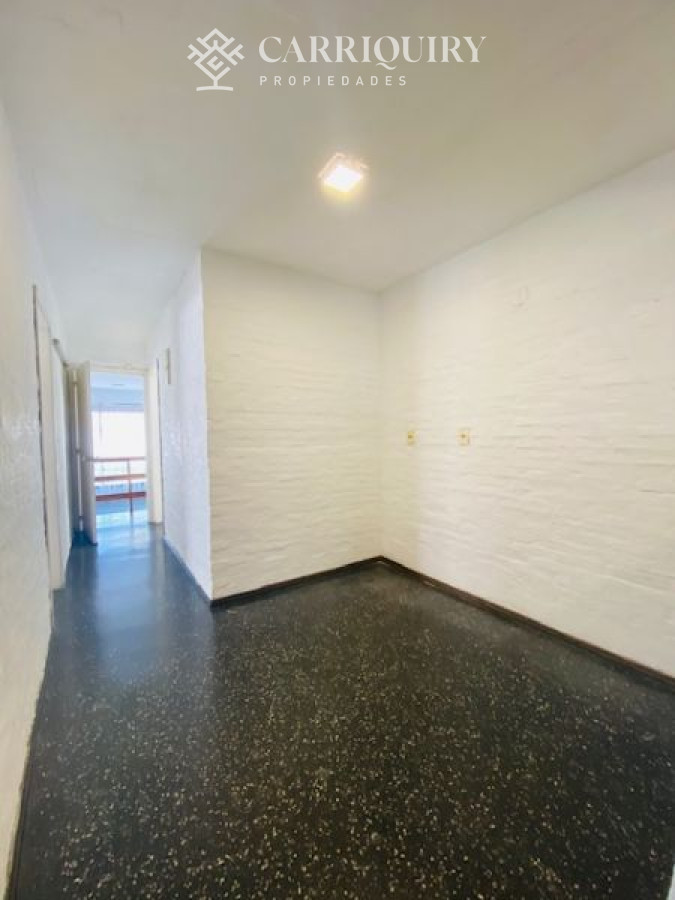 Local Comercial ID.3075/A-estrenar-local-en-Av-en-Maldonado-con-660-m2-de-uso-exclusivo - Local en venta Maldonado 