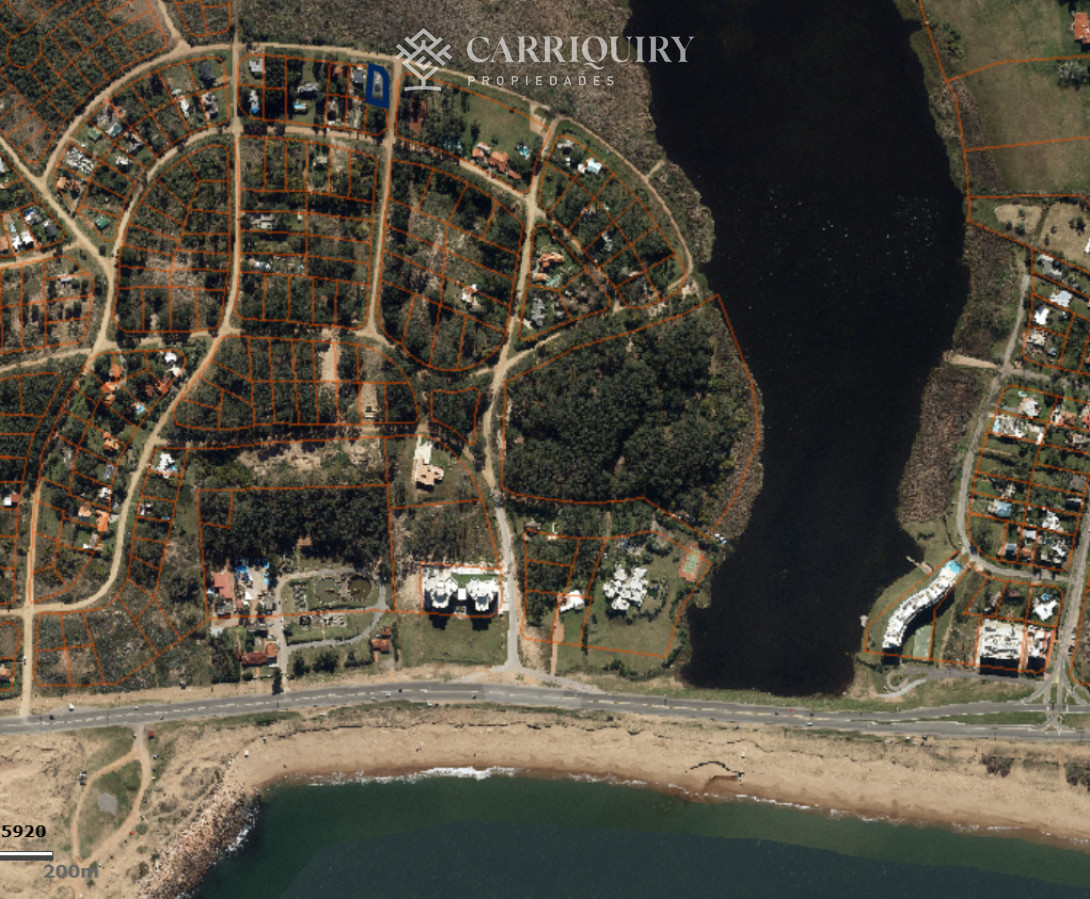 Terreno ID.9340/Venta-de-Terreno-en-Rincón-del-Indio,-Punta-del-Este - Último terreno con vista directa a la laguna - 600 m² – listo para construir