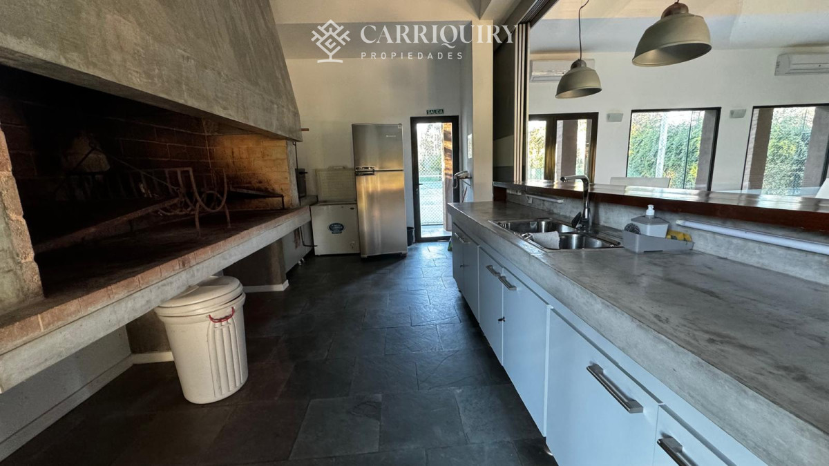 Terreno ID.9224/TERRENOS-EN-VENTA-EN-BARRIO-PRIVADO-PLAYA-MANSA-A-200-MTS-DEL-MAR-GRAN-OPORTUNIDAD-PARA-INVERSORES - OPORTUNIDAD TERRENOS EN VENTA EN BARRIO PRIVADO APTOS PARA PROPIEDAD HORIZONTAL