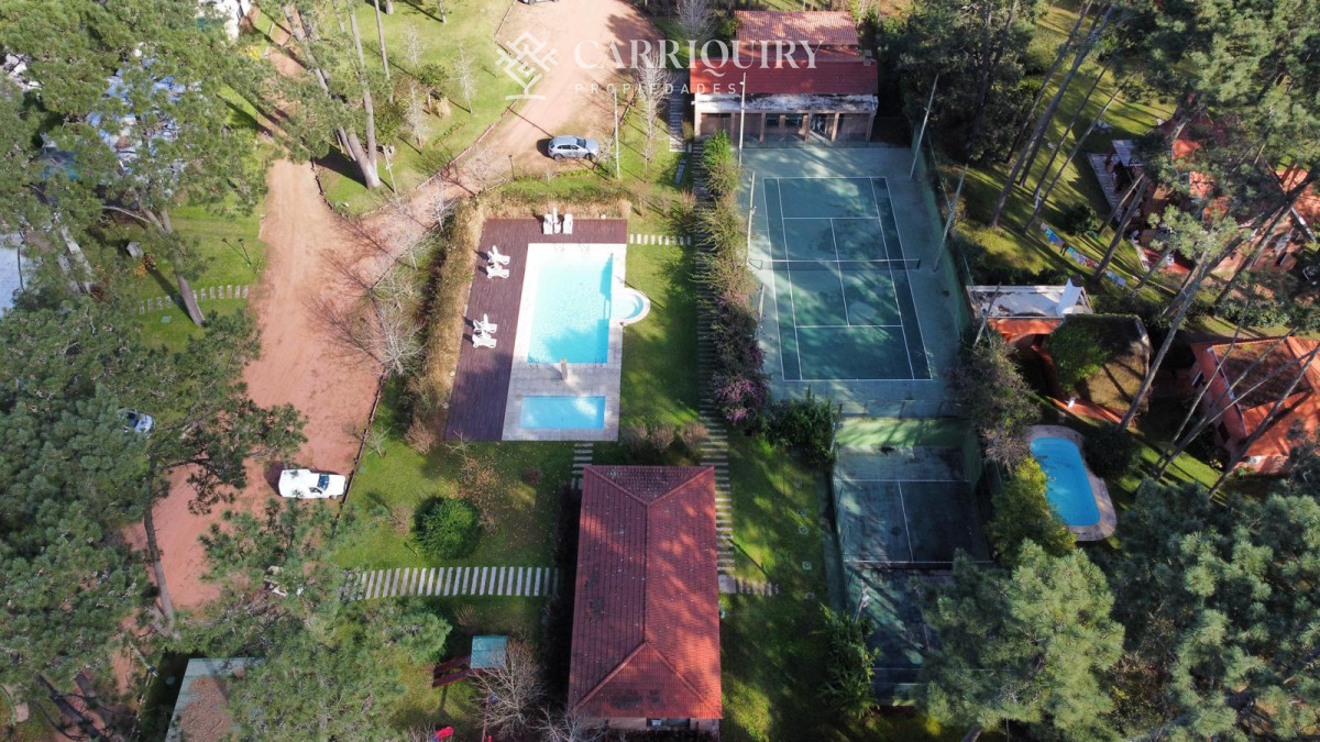 Terreno ID.9226/Terreno-a-la-venta-en-La-Juanita--Jose-Ignacio - LOTE EN VENTA EN BARRIO PRIVADO PLAYA MANSA 850 M2 APTO PARA CONSTRUIR PH O CASA 2 PLANTAS