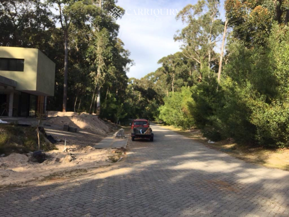 Terreno ID.2798/Terreno-en-venta-Club-del-Lago - Terreno en venta Desing Village GRAN OPORTUNIDAD