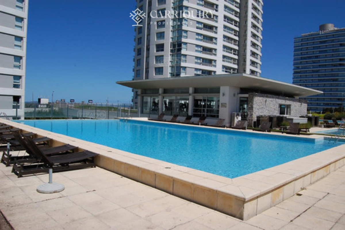 Apartamento ID.10183/-venta-MILLENIUM-TOWER-mansa-frente-al-mar-tres-suites-y-dependencias - Exclusivo Apartamento Frente al Mar en Brava, LE PARC ESQUINERO EN ALQUILER TEMPORARIO Punta del Este