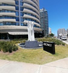 OPORTUNIDAD APARTAMENTO 2 DORMITORIOS EN TORRE DE CATEGORIA CON EXELENT VISTA Y TODOS LOS SERVICIOS