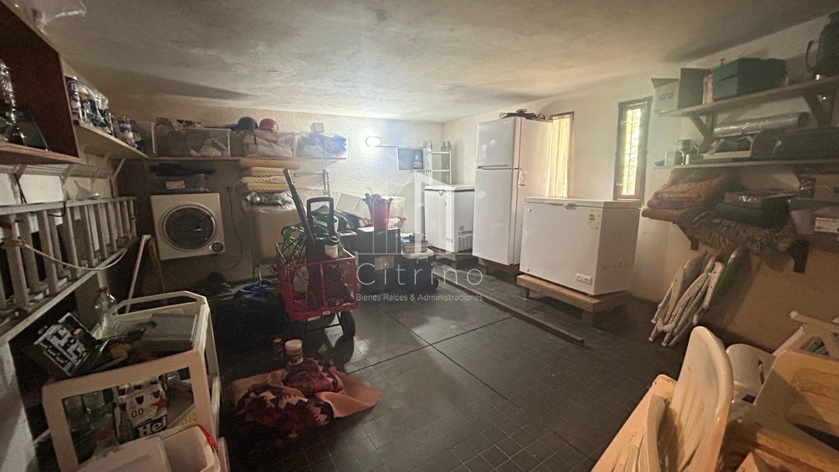 Casa ID.1629 - Hermosa casa a la venta! Barrio Lugano a metros de Punta Shopping
