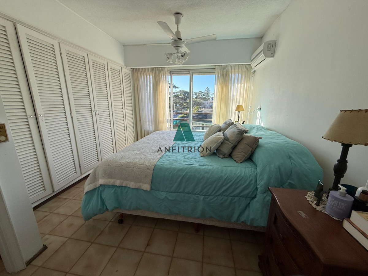 Apartamento ID.72 - VENTA MANSA 3 DORMITORIOS CON TERRAZA