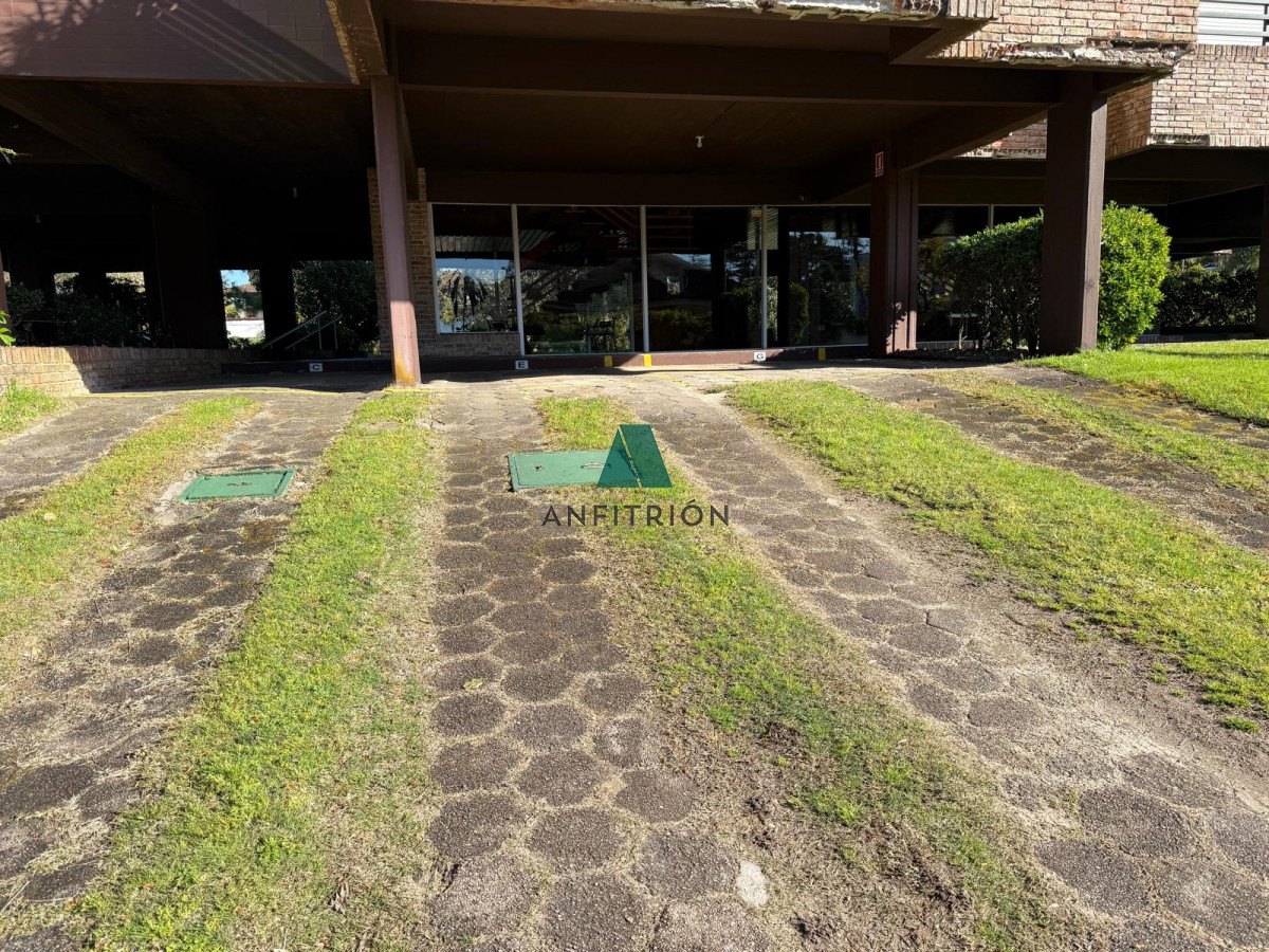 Apartamento ID.72 - VENTA MANSA 3 DORMITORIOS CON TERRAZA