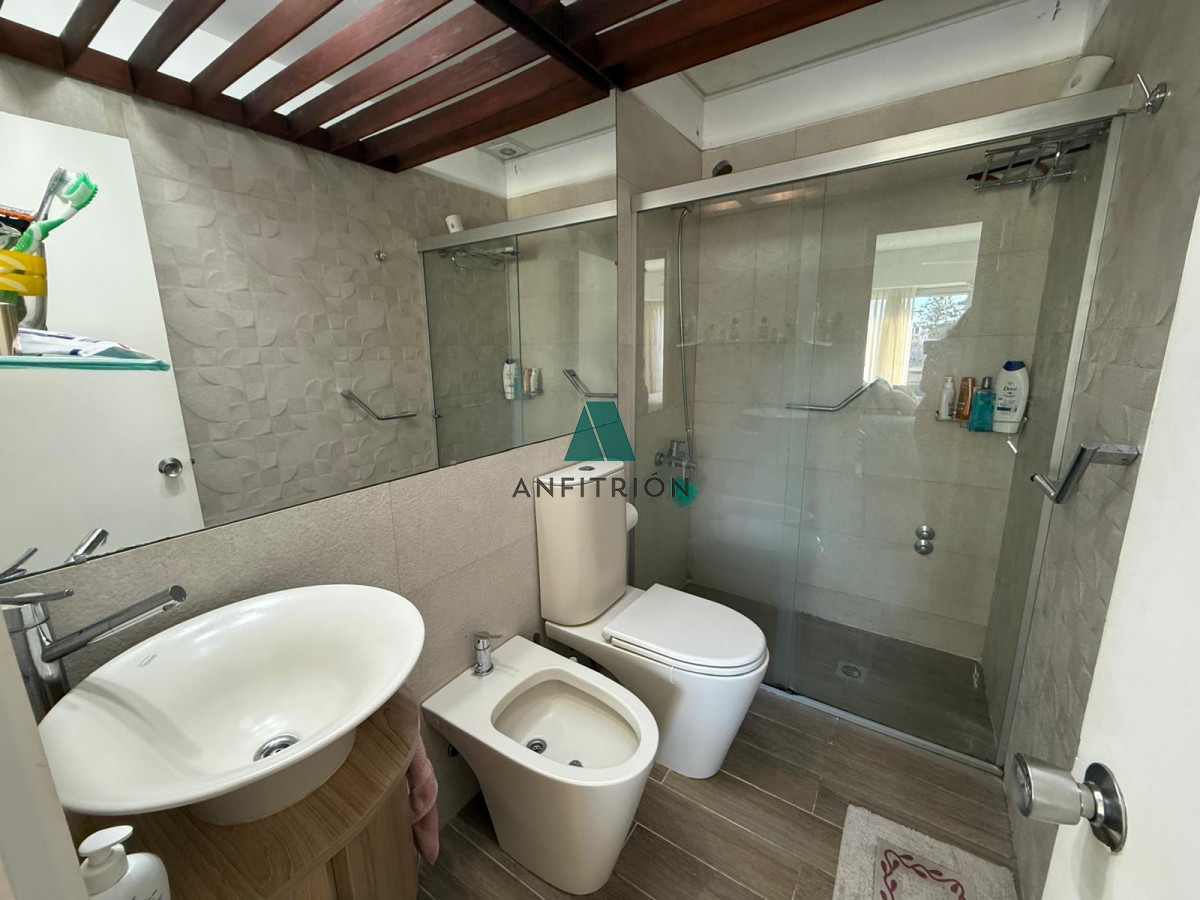 Apartamento ID.72 - VENTA MANSA 3 DORMITORIOS CON TERRAZA