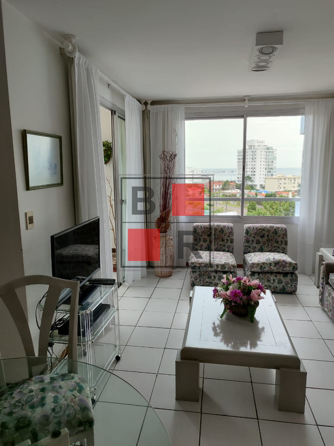 Apartamento ID.581 - Alquiler TEMPORADA, Apato. 2 Dorm, 2 baños .