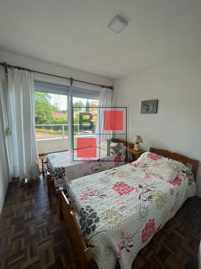 Apartamento ID.42 - ALQUILER TEMPORADA PARADA 9 MANSA 2 dormitorios 2 baños 