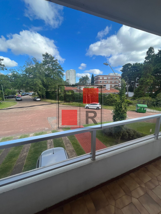 Apartamento ID.42 - ALQUILER TEMPORADA PARADA 9 MANSA 2 dormitorios 2 baños 