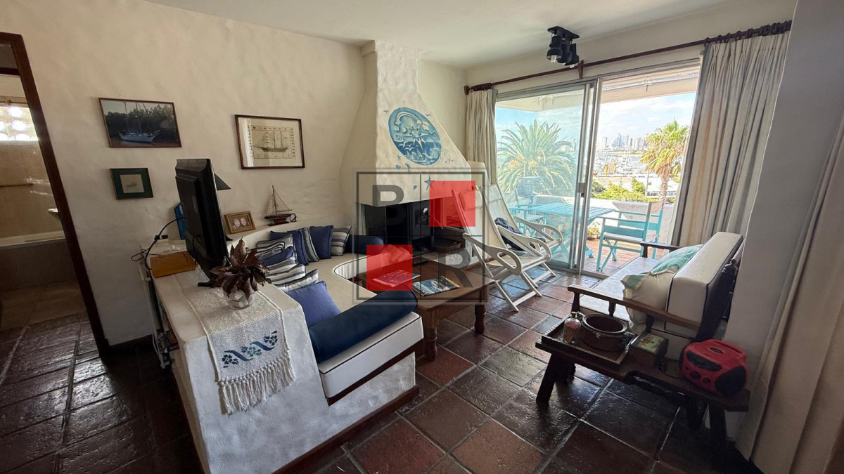 Apartamento ID.1401 - VENTA APARTAMENTO EN PUERTO PUNTA DEL ESTE