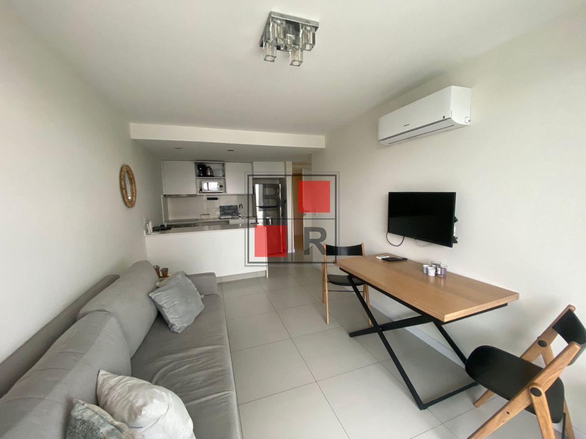 Apartamento ID.657 - ALQUILER SEMANA DE TURISMO Apto frente a Enjoy