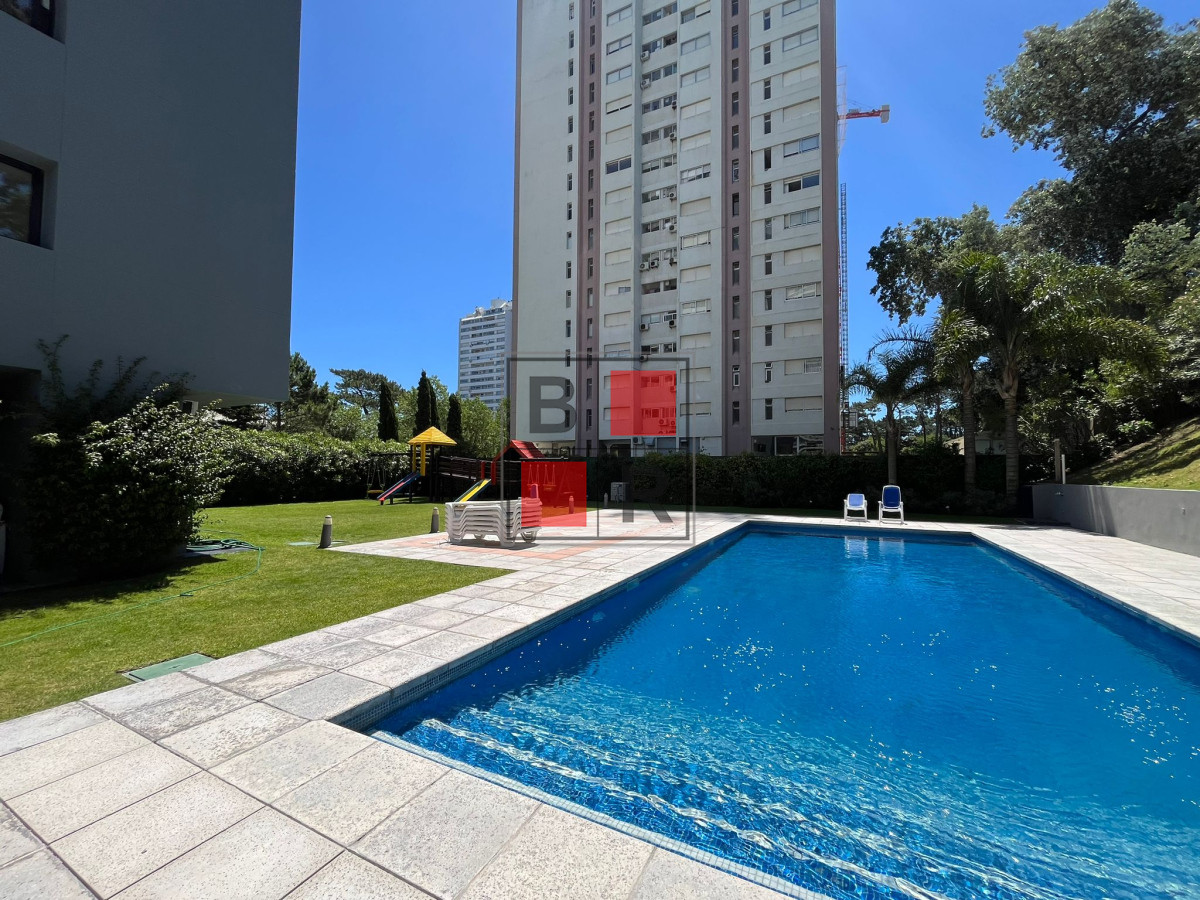 Apartamento ID.1154 - OPORTUNIDAD DE VENTA - Alquiler temporal moderno apto. 3 dormitorios. 