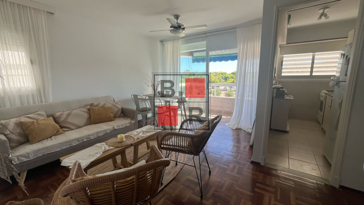 Apartamento ID.895 - Alquiler anual o invernal en primera fila playa mansa