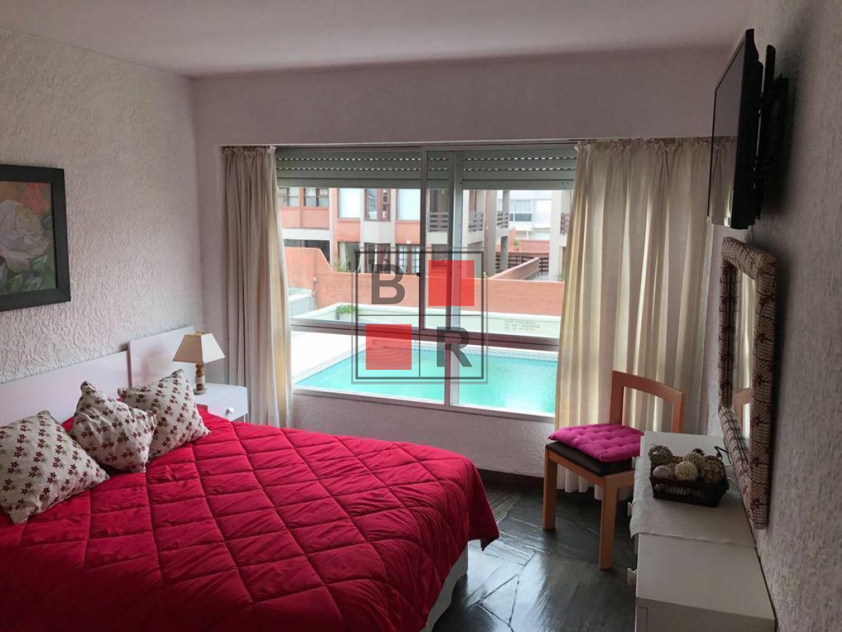 Apartamento ID.745 - VENTA APARTAMENTO, Zona Península, 1 dormitorio
