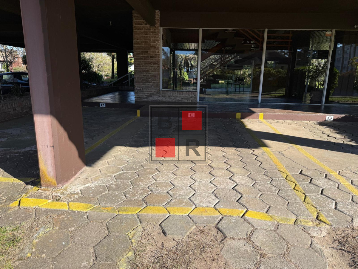 Apartamento ID.1362 - VENTA MANSA 3 DORMITORIOS CON TERRAZA