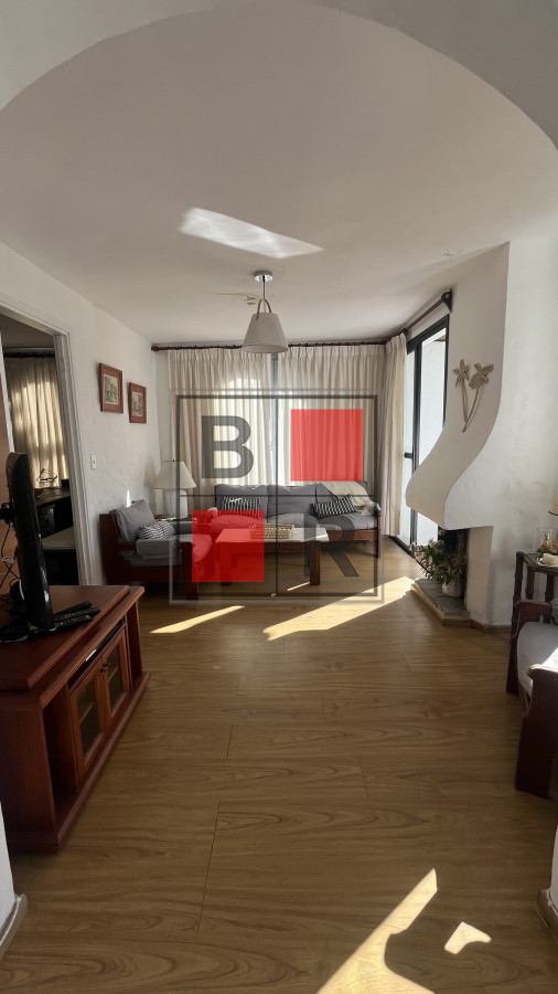 Apartamento ID.1010 - VENTA y ALQUILER INVERNAL, Mansa frente a ENJOY , 5 dormitorios