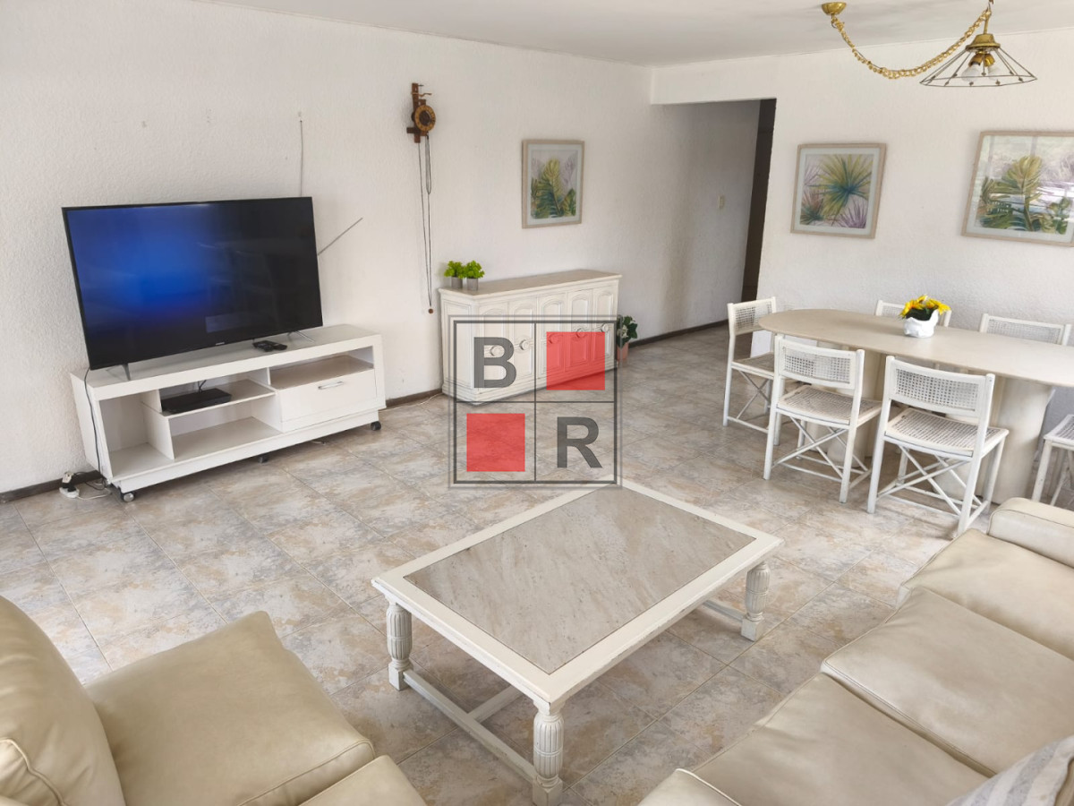 Apartamento ID.200 - Venta Apartamento 3 Dormitorios Zona Mansa.