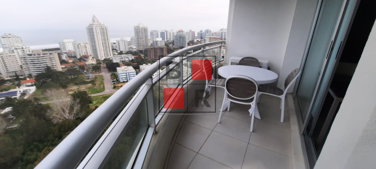Apartamento ID.143 - ALQUILER TEMPORADA Apto 3 dormitorios Torre con amenities