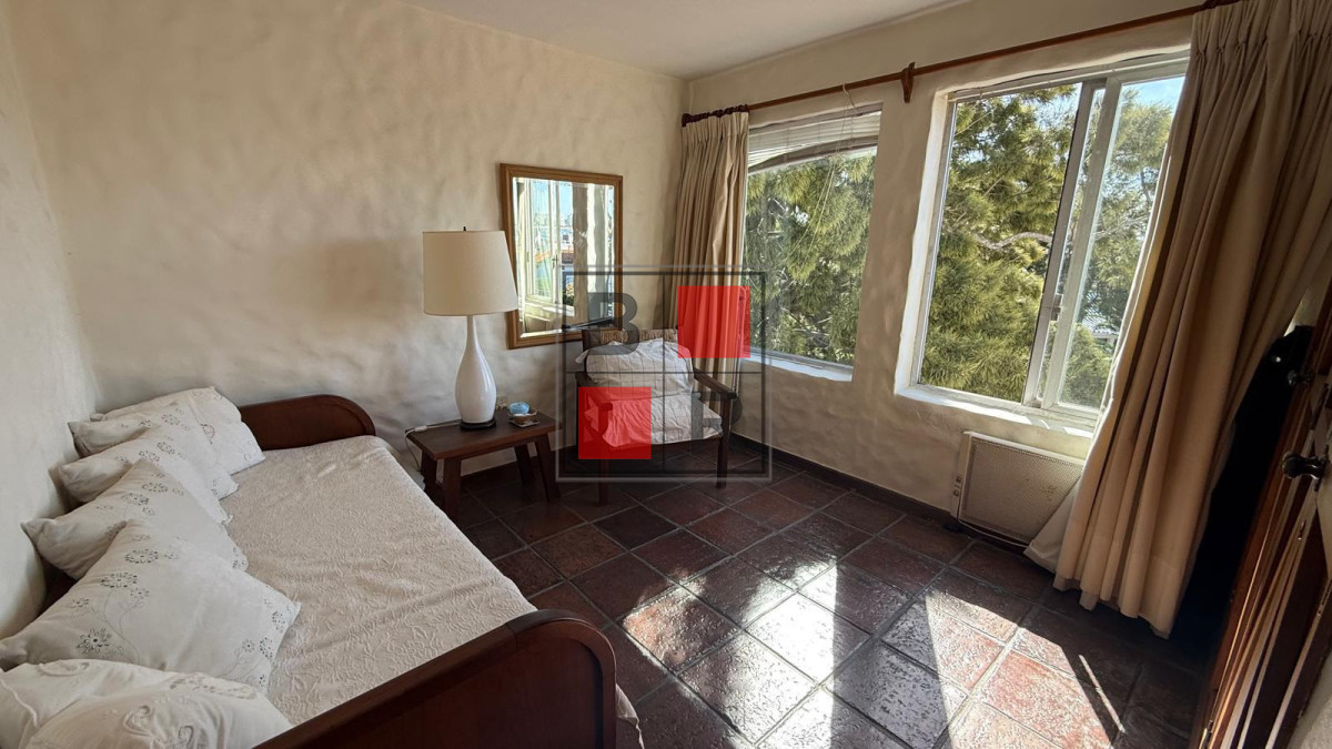 Apartamento ID.1401 - VENTA APARTAMENTO EN PUERTO PUNTA DEL ESTE