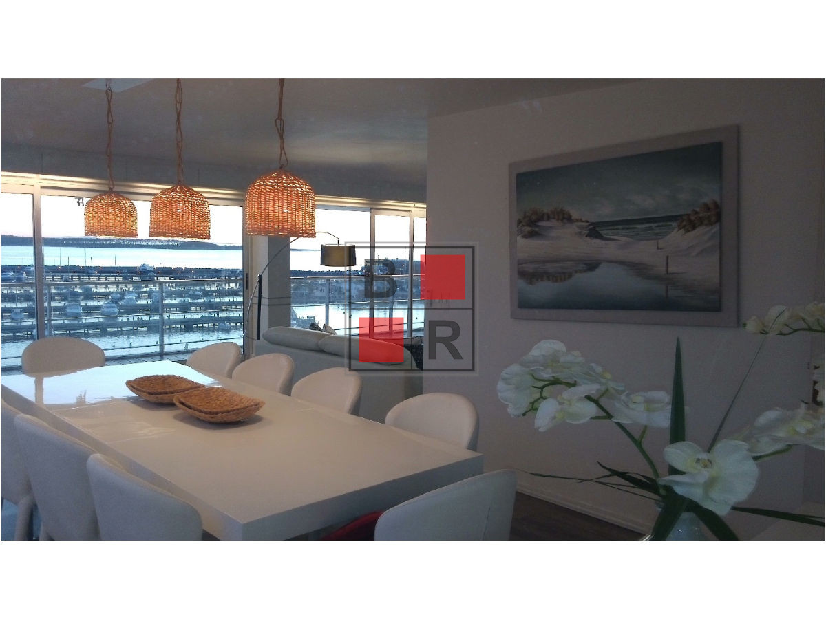 Apartamento ID.122 - VENTA APARTAMENTO, 6 dormitorios