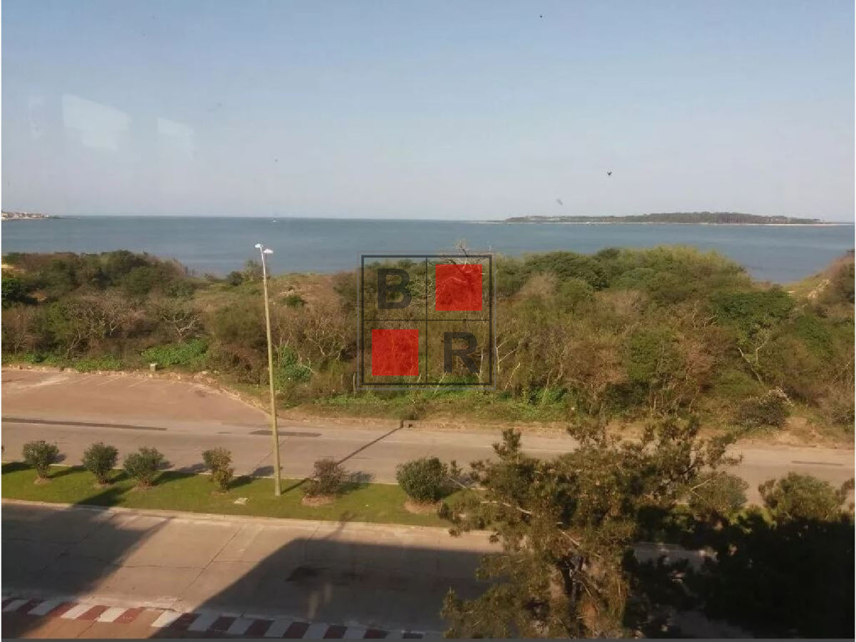 Apartamento ID.125 - ALQUILER Invernal 2 dorm con vista a Mansa