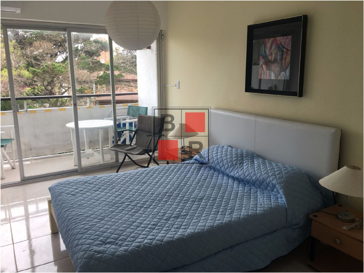 Apartamento ID.136 - VENTA APARTAMENTO, Zona Mansa, 1 dormitorio