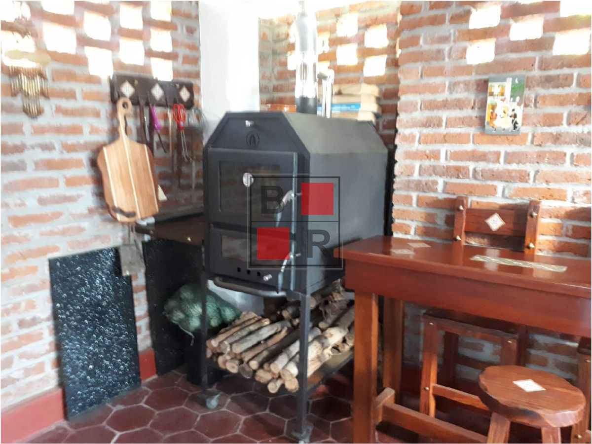 Apartamento ID.242 - Alquiler Anual Apartamento 2 Dormitorios Zona Mansa.