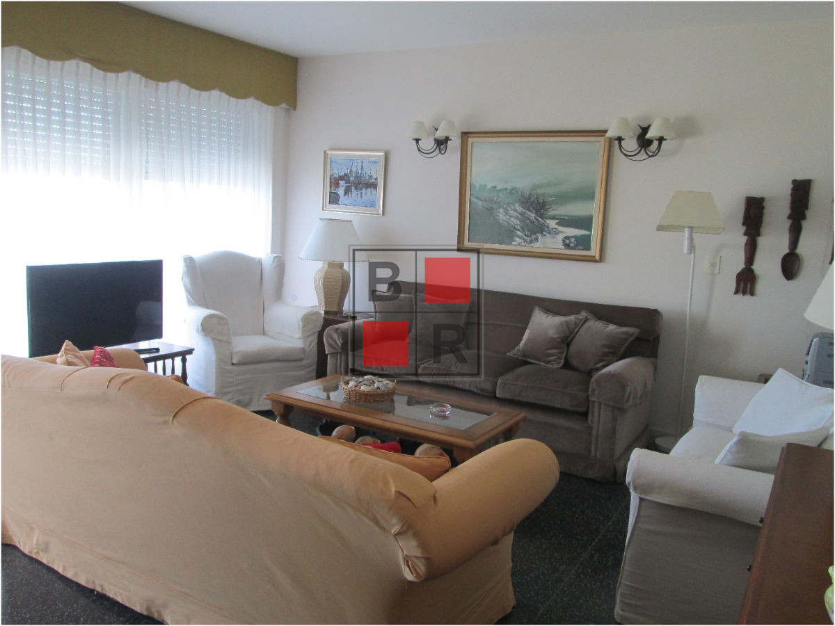 Apartamento ID.72 - Alquiler TEMPORADA, Apato. 2 Dormitorios Zona Mansa.